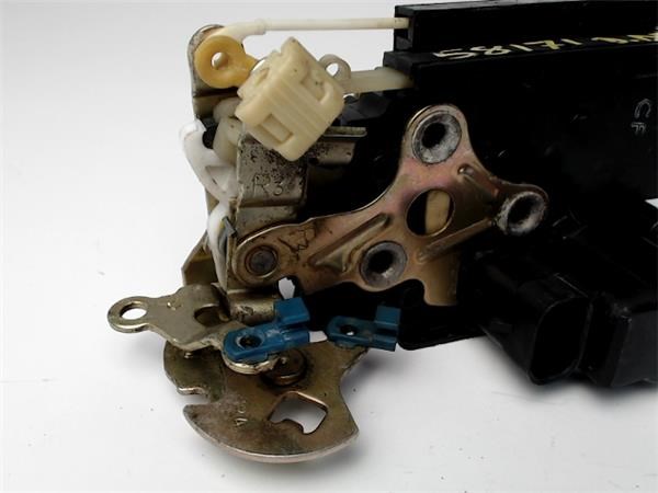 GM 96272644 Cerradura de puerta delantera derecha comprar Barcelona