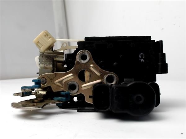 96272644 Cerradura de puerta delantera derecha  en stock Granada