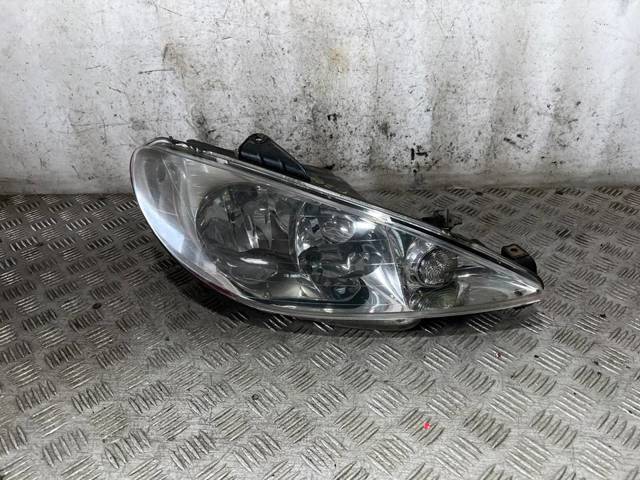 PEUGEOT 9628666780 Faro derecho  en stock Salamanca