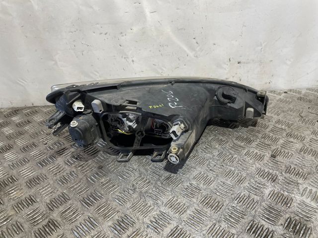 PEUGEOT 9628666880 Faro izquierdo  comprar en Ponferrada