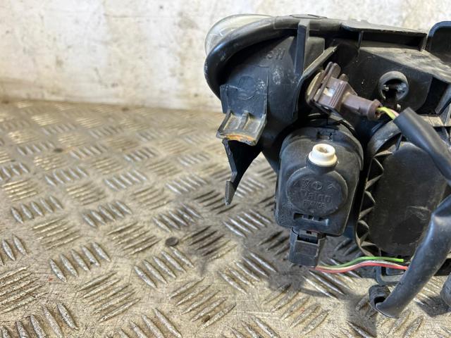 PEUGEOT 9628666880 Faro izquierdo  en stock Terrassa