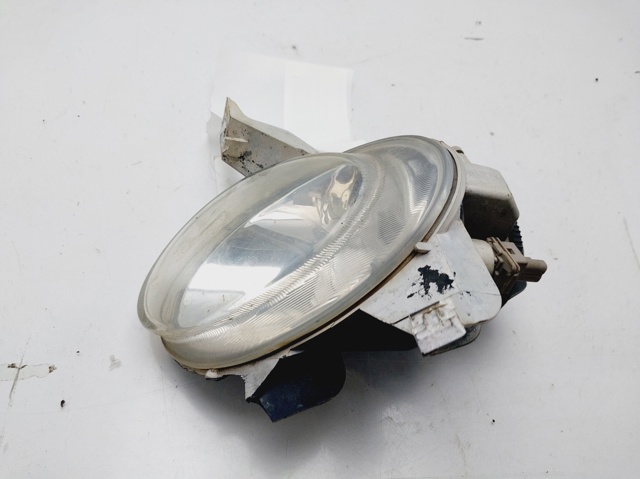 9628733980 PEUGEOT Faro antiniebla derecho  en stock Gandía