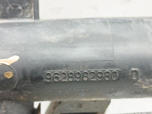 9628982980 PEUGEOT Rampa de combustible  en stock Gandía