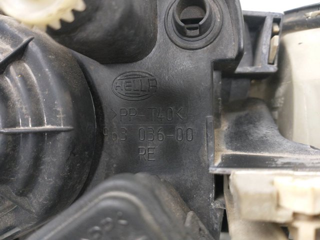 VAG 96303600 Faro derecho  en stock Terrassa