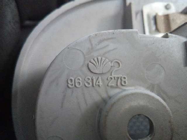 GM 96314278 Luz de techo interior (cabina)  en stock Terrassa