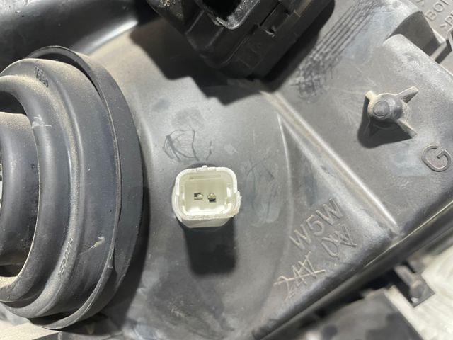 9631495180 PEUGEOT Faro izquierdo  en stock Huelva