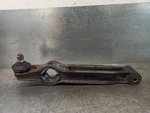 Brazo inferior izquierdo/derecho de suspensión delantera 96316765 GM