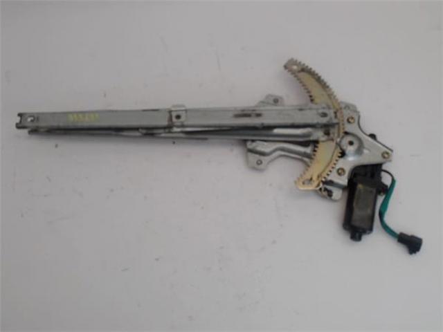 96318491 Motor del elevalunas de la puerta delantera derecha  en stock Granada