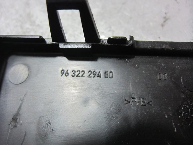 9632229480 PEUGEOT Caja de fusibles  comprar en Jaén