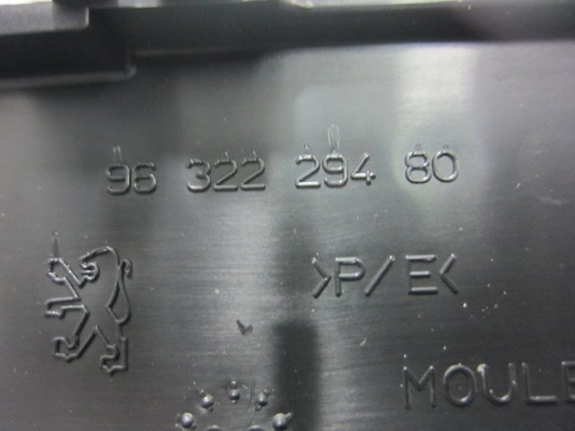 PEUGEOT 9632229480 Caja de fusibles  comprar en Murcia
