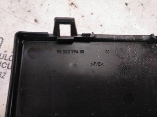 9632229480 PEUGEOT Caja de fusibles  comprar en Oviedo