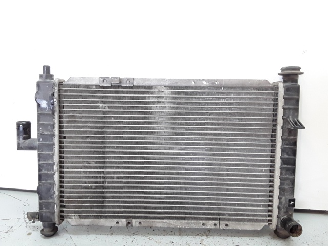96322941 GM Radiador de refrigeración del motor  disponible Ourense