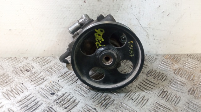 9633817580 Bomba de dirección  en stock Sabadell