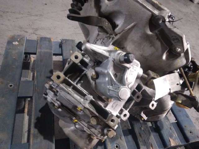 Caja de cambios mecánica, completa Chevrolet Aveo 2 T250, T255