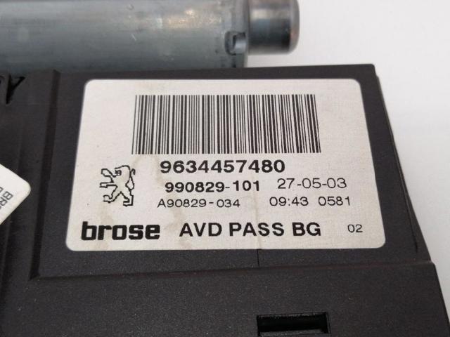 9634457480 Motor del elevalunas de la puerta delantera derecha  comprar en Pontevedra