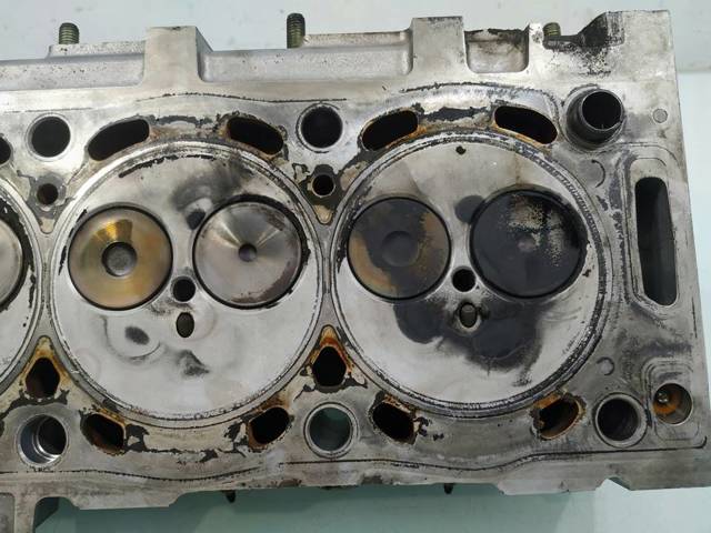 PEUGEOT 9634963010 Culata  en stock Terrassa