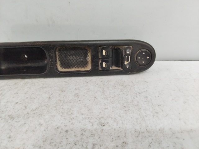 PEUGEOT 96351622XT Interruptor de elevalunas delantera izquierda  en stock Valencia