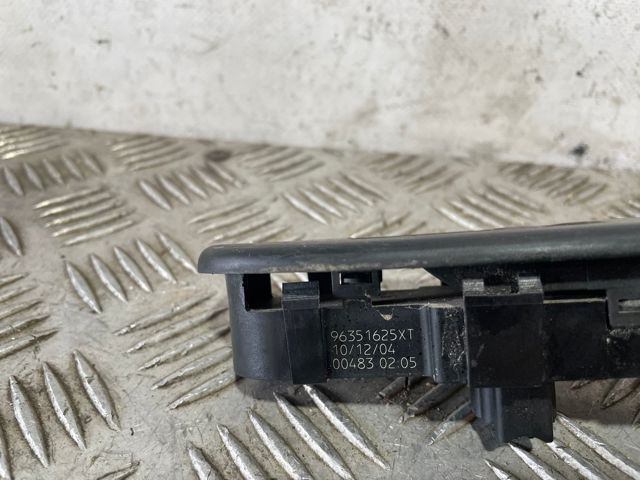 96351625XT Unidad de control de elevalunas delantero derecho  en stock Granada