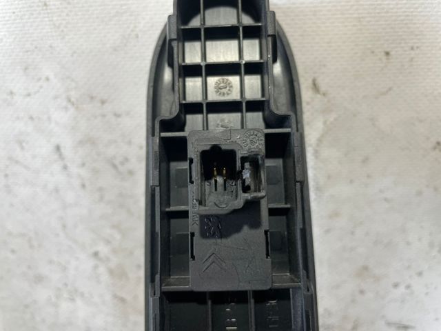 96351625XT Unidad de control de elevalunas delantero derecho comprar Sevilla