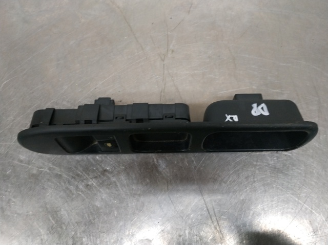 PEUGEOT 96351625XT Unidad de control de elevalunas delantero derecho  comprar en Ponferrada