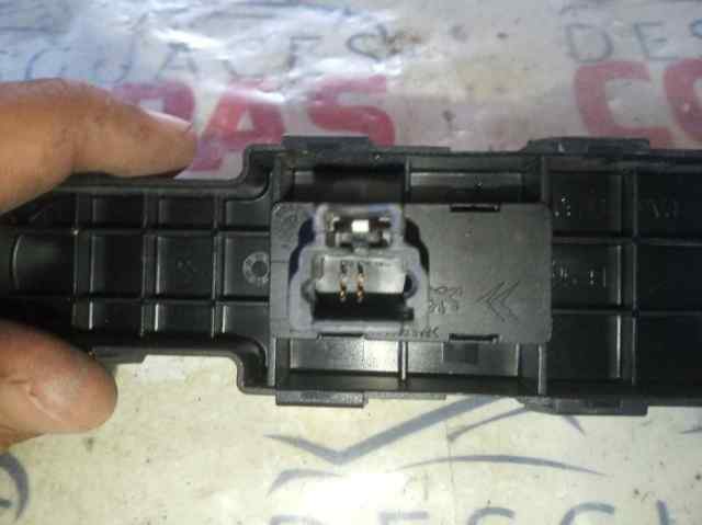 PEUGEOT 96351625XT Unidad de control de elevalunas delantero derecho comprar Barcelona