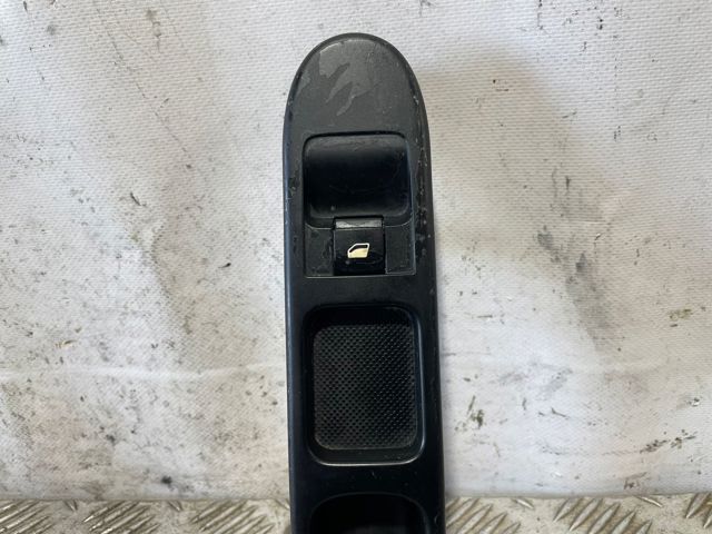 96351625XT PEUGEOT Unidad de control de elevalunas delantero derecho  comprar en Oviedo