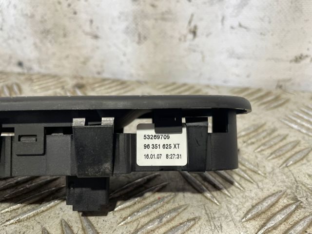 PEUGEOT 96351625XT Unidad de control de elevalunas delantero derecho  disponible España