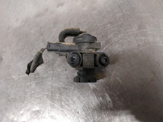 PEUGEOT 9635704380 Válvula solenoide de control de presión de sobrealimentación  en stock Terrassa