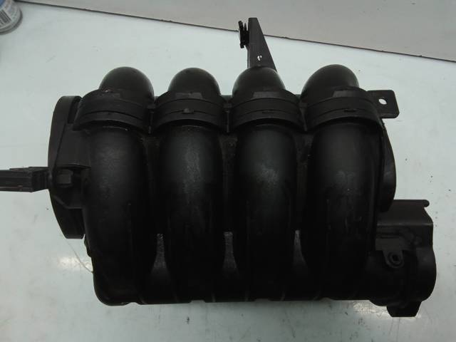 9635885080 PEUGEOT Colector de admisión  en stock Huelva