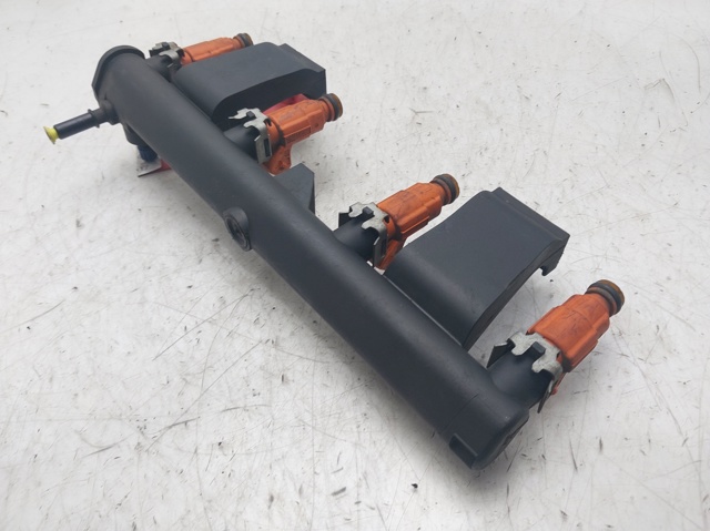 9636520780 PEUGEOT Rampa de combustible  disponible Vigo