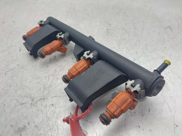 PEUGEOT 9636520780 Rampa de combustible  disponible Valladolid