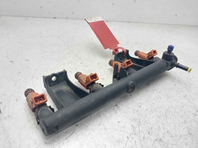 9636520780 PEUGEOT Rampa de combustible comprar Bilbao