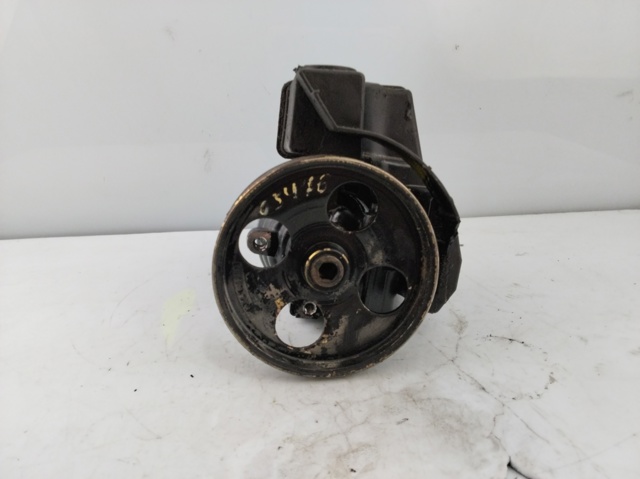 9637000980 Bomba de dirección asistida  disponible Málaga