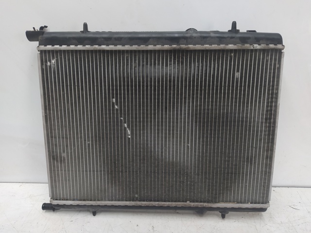 9637040680 Radiador de refrigeración del motor  disponible Málaga