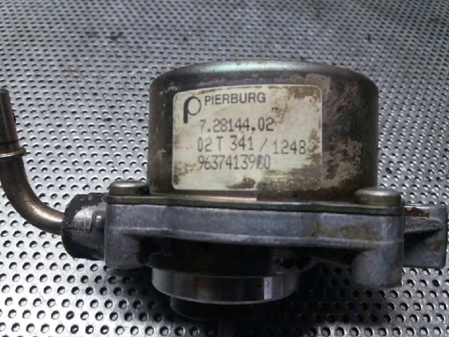 9637413980 FORD Bomba de vacío  comprar en Lleida