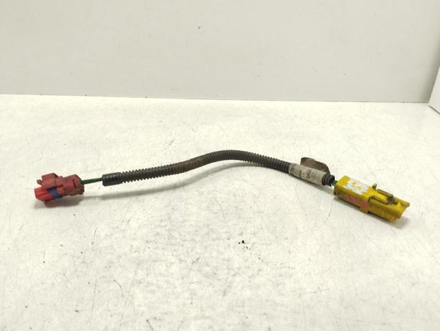 Cable del sensor de presión de combustible en el riel 9637798780 PEUGEOT