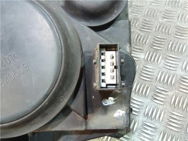 9638157980 PEUGEOT Faro izquierdo  comprar en Lleida