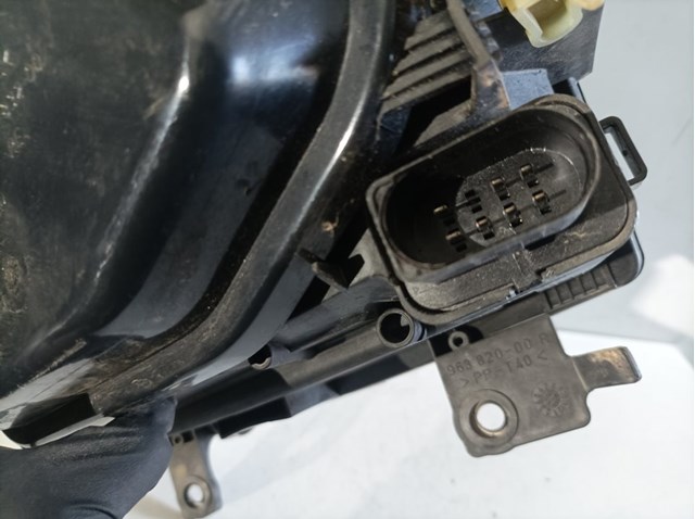 VAG 96383200 Faro derecho  comprar en Ponferrada