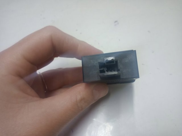 96384422XT PEUGEOT Botón del regulador de altura de faros  en stock Gandía