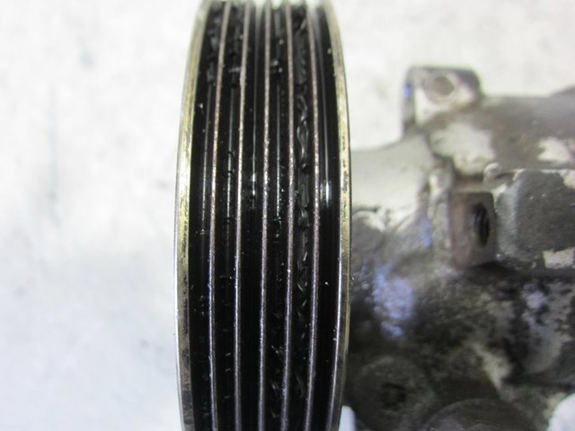 PEUGEOT 9638668180 Bomba de dirección asistida  disponible España