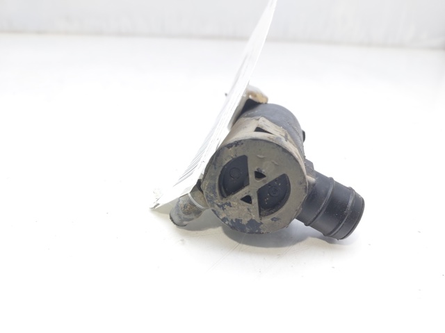 96397517 GM Bomba de agua limpiaparabrisas, delantera  en stock Gandía