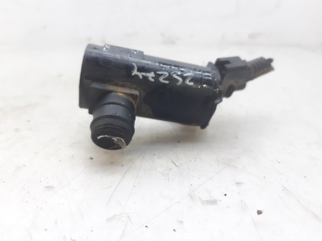 GM 96397517 Bomba de agua limpiaparabrisas, delantera  en stock Terrassa