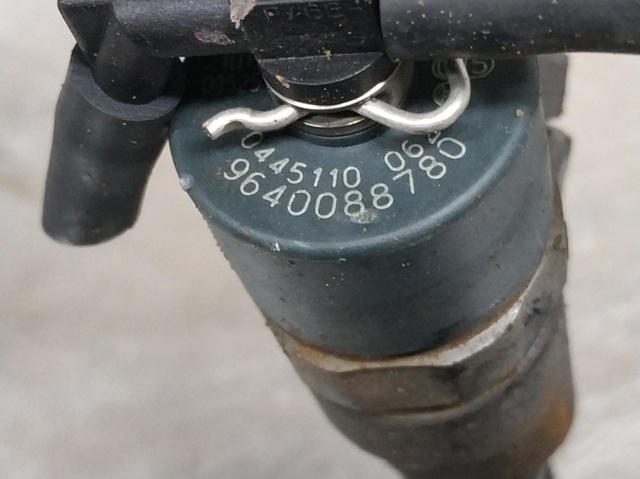 9640088780 PEUGEOT Inyector  en stock Huelva