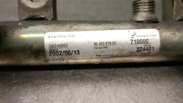 9640387980 Rampa de combustible  disponible Burgos