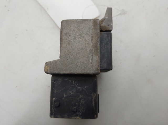 9640469680 Relé de los calentadores  en stock Castellón