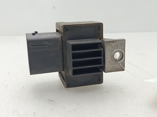 Relé de bujía de precalentamiento Peugeot 406 8B