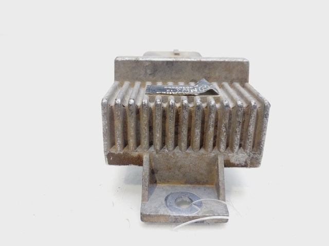 Relé de bujía de precalentamiento Citroen Berlingo M