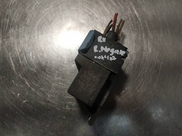 9640469680 Relé de los calentadores  en stock Sabadell