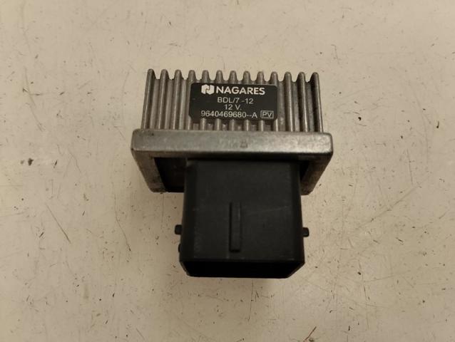 Relé de precalentamiento Qashqai I SUV (2006-2013) original desde 36,69 €