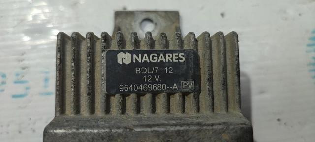 RENAULT 9640469680A Relé de los calentadores  en stock Salamanca
